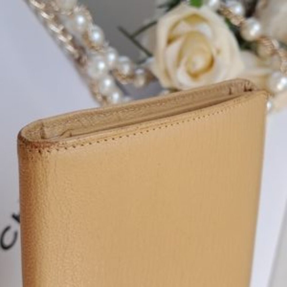 Chanel Bifold Long Flap Clutch/Wallet. - Picture 7 of 16